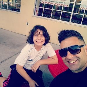 Meet your Posher, Ricardo a